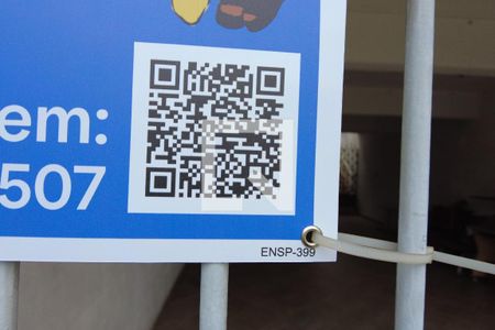 Casa à venda com 104m², 3 quartos e 4 vagasPlaquinha