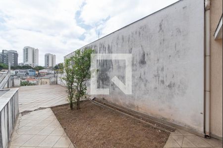 Casa à venda com 104m², 3 quartos e 4 vagas Casa à venda com 104m², 3 quartos e 4 vagasQuintal