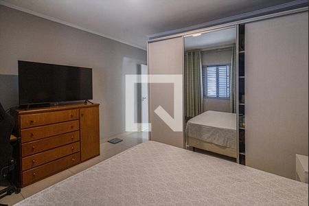 Casa para alugar com 180m², 3 quartos e 2 vagassuíte_4