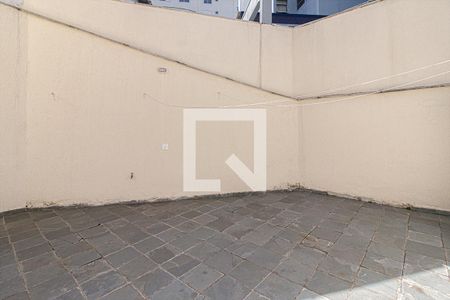 Casa para alugar com 180m², 3 quartos e 2 vagasquintal_3