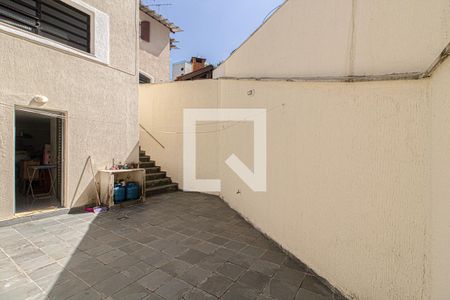 Casa para alugar com 180m², 3 quartos e 2 vagasquintal_4