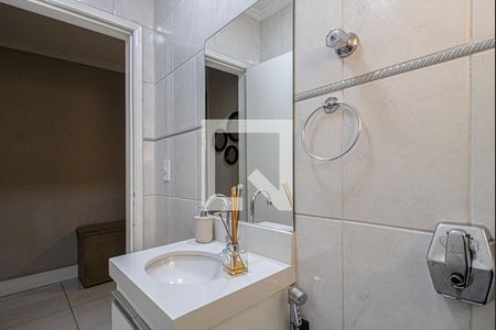 lavabo_3 de casa para alugar com 3 quartos, 180m² em Vila da Saúde, São Paulo