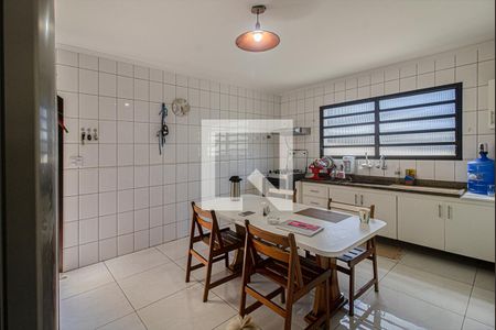 Casa para alugar com 180m², 3 quartos e 2 vagascozinha_1