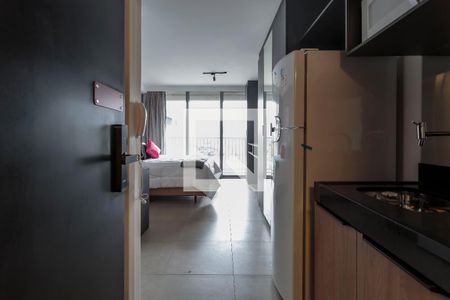 Sala de kitnet/studio para alugar com 1 quarto, 25m² em Indianópolis, São Paulo
