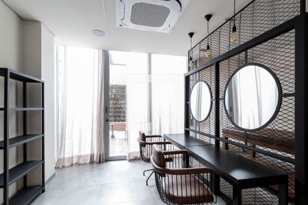 Studio para alugar com 25m², 1 quarto e sem vaga Studio para alugar com 25m², 1 quarto e sem vagaÁrea comum