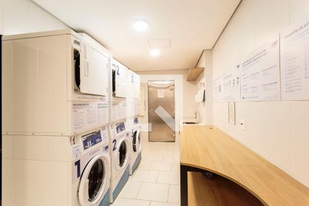 Studio para alugar com 25m², 1 quarto e sem vaga Studio para alugar com 25m², 1 quarto e sem vagaÁrea comum