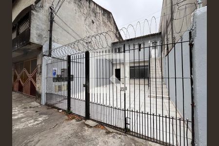 Casa para alugar com 35m², 1 quarto e 1 vaga Casa para alugar com 35m², 1 quarto e 1 vagaFachada