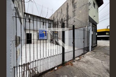 Casa para alugar com 35m², 1 quarto e 1 vaga Casa para alugar com 35m², 1 quarto e 1 vagaFachada e plaquinha