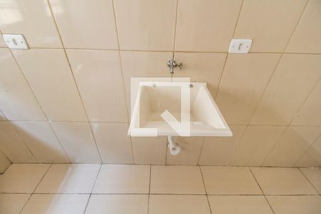 Casa para alugar com 30m², 1 quarto e 1 vagaÁrea de Serviço