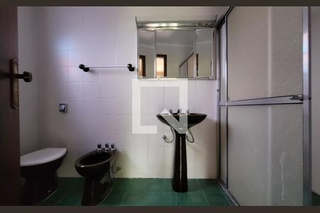 Apartamento à venda com 110m², 3 quartos e 1 vagaBanheiro da suíte