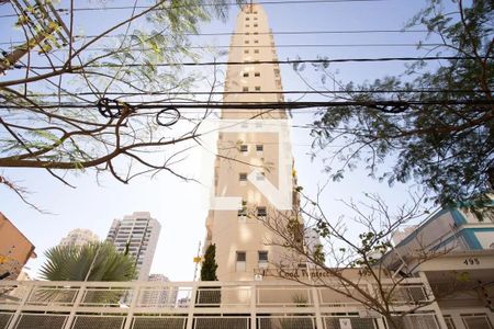 Apartamento à venda com 153m², 2 quartos e 2 vagasFachada e portaria 