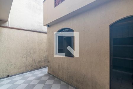 Casa à venda com 252m², 3 quartos e 2 vagasQuintal