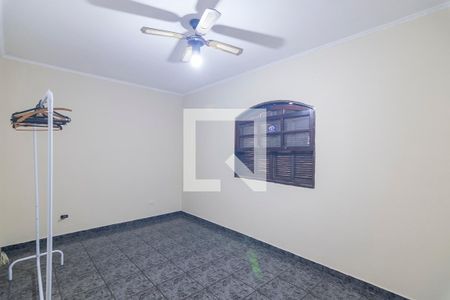 Casa à venda com 252m², 3 quartos e 2 vagasQuarto 3