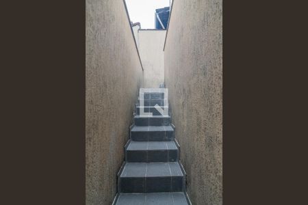 Casa à venda com 252m², 3 quartos e 2 vagasEscada