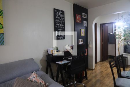 Apartamento à venda com 99m², 3 quartos e 1 vagaSala