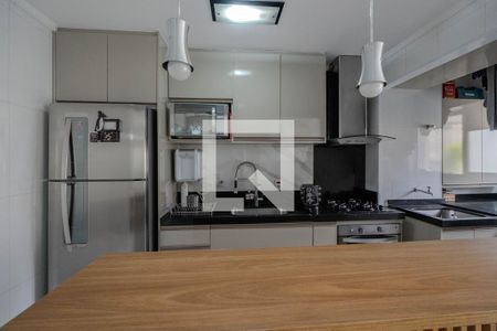 Apartamento para alugar com 51m², 2 quartos e 1 vaga Apartamento para alugar com 51m², 2 quartos e 1 vagaCozinha e Área de Serviço