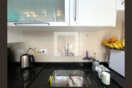 Casa à venda com 234m², 4 quartos e 2 vagas Casa à venda com 234m², 4 quartos e 2 vagasCozinha