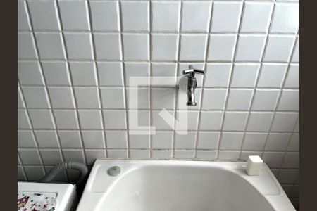 Casa à venda com 234m², 4 quartos e 2 vagas Casa à venda com 234m², 4 quartos e 2 vagasÁrea de Serviço