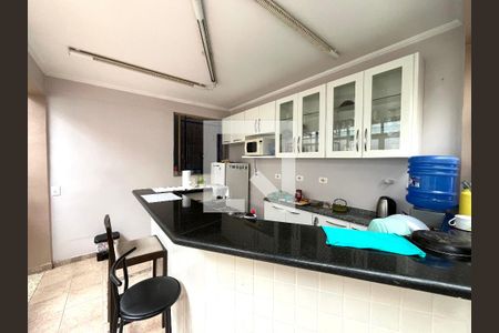 Casa à venda com 234m², 4 quartos e 2 vagas Casa à venda com 234m², 4 quartos e 2 vagasCozinha 2