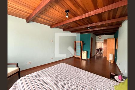 Casa à venda com 234m², 4 quartos e 2 vagas Casa à venda com 234m², 4 quartos e 2 vagasSuite