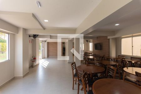 Apartamento para alugar com 50m², 2 quartos e 1 vaga Apartamento para alugar com 50m², 2 quartos e 1 vagaÁrea comum - Salão de festas