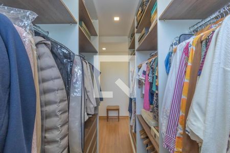 Casa à venda com 350m², 4 quartos e 7 vagasFoto 37