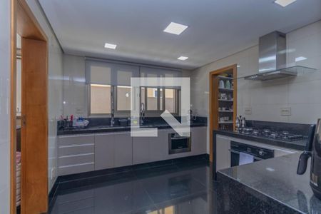 Casa à venda com 350m², 4 quartos e 7 vagasFoto 47