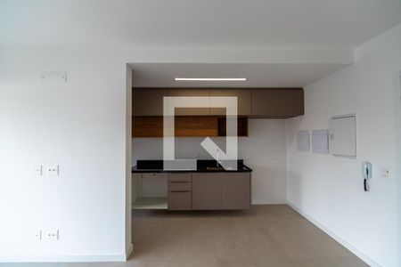 Sala/Cozinha de apartamento à venda com 2 quartos, 75m² em Alphaville Industrial, Barueri