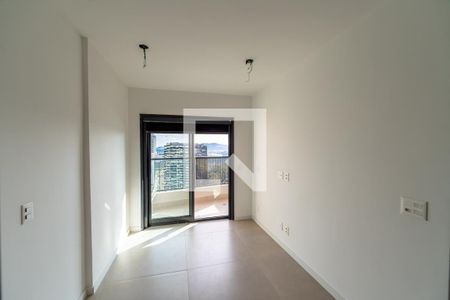 Apartamento à venda com 75m², 2 quartos e 2 vagasSuíte