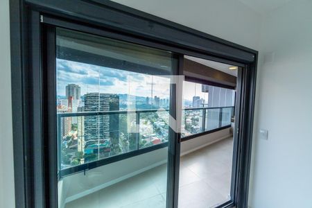 Apartamento à venda com 75m², 2 quartos e 2 vagasVaranda do Quarto