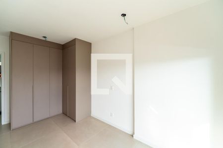 Apartamento à venda com 75m², 2 quartos e 2 vagasSuíte