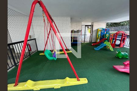 Apartamento à venda com 79m², 2 quartos e 1 vagaÁrea comum - Playground