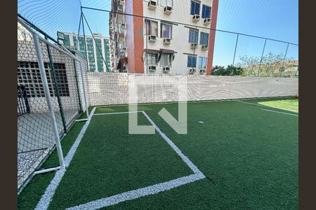 Apartamento à venda com 79m², 2 quartos e 1 vagaCampo de futebol