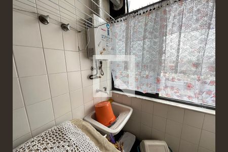 Apartamento à venda com 79m², 2 quartos e 1 vagaÁrea de Serviço