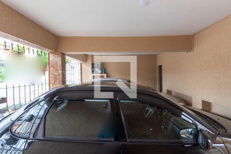 Casa à venda com 180m², 4 quartos e 2 vagas Casa à venda com 180m², 4 quartos e 2 vagasGaragem