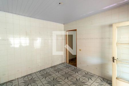 Casa à venda com 180m², 4 quartos e 2 vagas Casa à venda com 180m², 4 quartos e 2 vagasEdícula