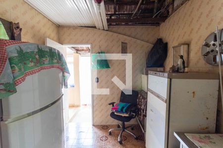 Casa à venda com 180m², 4 quartos e 2 vagas Casa à venda com 180m², 4 quartos e 2 vagasEdícula