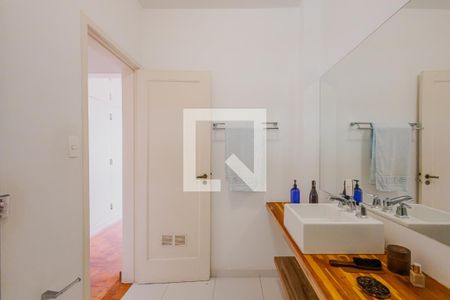 Apartamento à venda com 110m², 2 quartos e 1 vagaBanheiro da Suíte