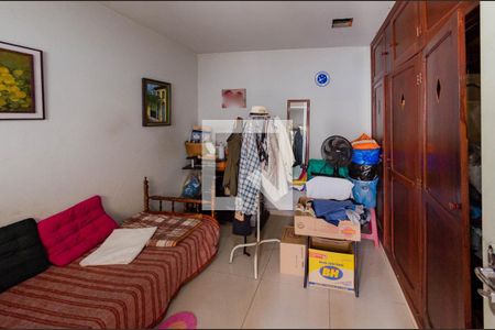 Casa à venda com 156m², 4 quartos e 2 vagas Casa à venda com 156m², 4 quartos e 2 vagasQuarto de serviço