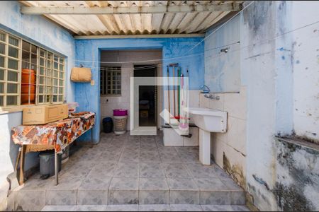 Casa à venda com 156m², 4 quartos e 2 vagas Casa à venda com 156m², 4 quartos e 2 vagasÁrea de serviço