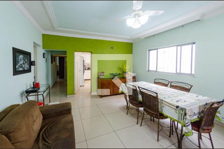 Sala de casa à venda com 4 quartos, 156m² em Nova Suíça, Belo Horizonte