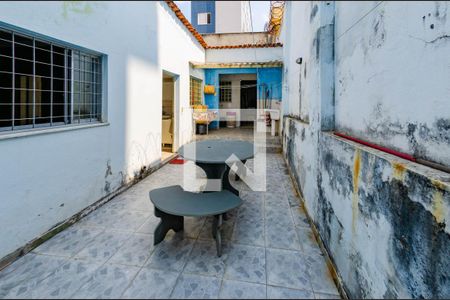 Casa à venda com 156m², 4 quartos e 2 vagas Casa à venda com 156m², 4 quartos e 2 vagasQuintal