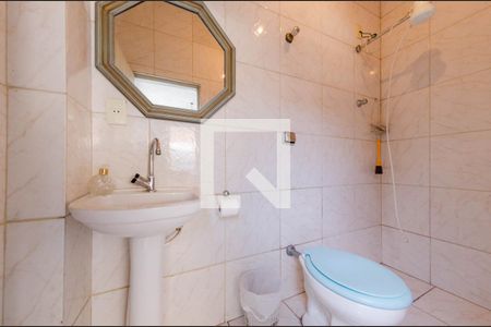 Casa à venda com 156m², 4 quartos e 2 vagas Casa à venda com 156m², 4 quartos e 2 vagasBanheiro de serviço