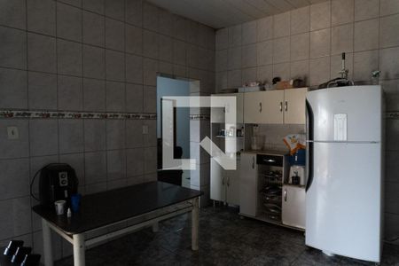 Casa à venda com 160m², 3 quartos e 2 vagas Casa à venda com 160m², 3 quartos e 2 vagasCozinha