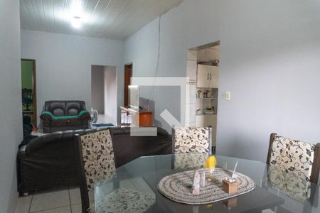 Casa à venda com 160m², 3 quartos e 2 vagas Casa à venda com 160m², 3 quartos e 2 vagasSala de Jantar