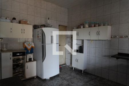 Casa à venda com 160m², 3 quartos e 2 vagas Casa à venda com 160m², 3 quartos e 2 vagasCozinh