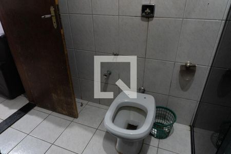 Casa à venda com 160m², 3 quartos e 2 vagas Casa à venda com 160m², 3 quartos e 2 vagasBanheiro