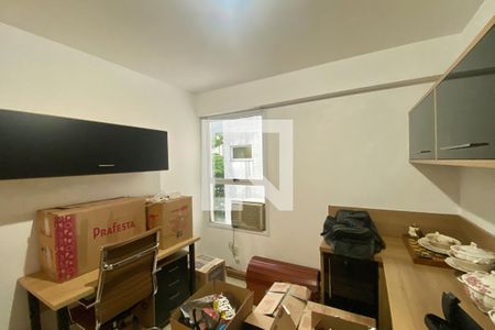 Quarto 1 de apartamento para alugar com 3 quartos, 103m² em Humaitá, Rio de Janeiro