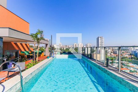 Studio para alugar com 28m², 1 quarto e sem vaga Studio para alugar com 28m², 1 quarto e sem vagaÁrea comum - Piscina