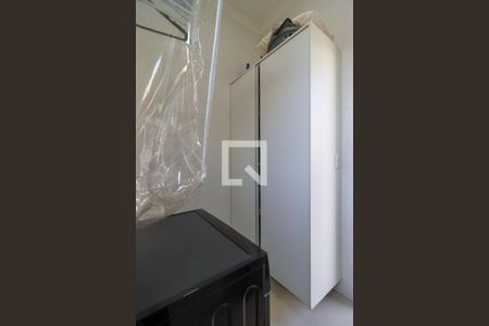 Casa de condomínio para alugar com 210m², 3 quartos e 4 vagasÁrea de Serviço 